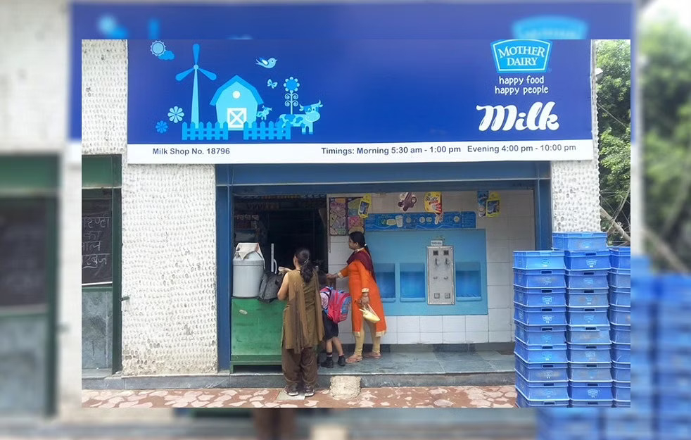 Mother Dairy sets shop in Indore will sell 4 milk variants with 1,500 retailers conv