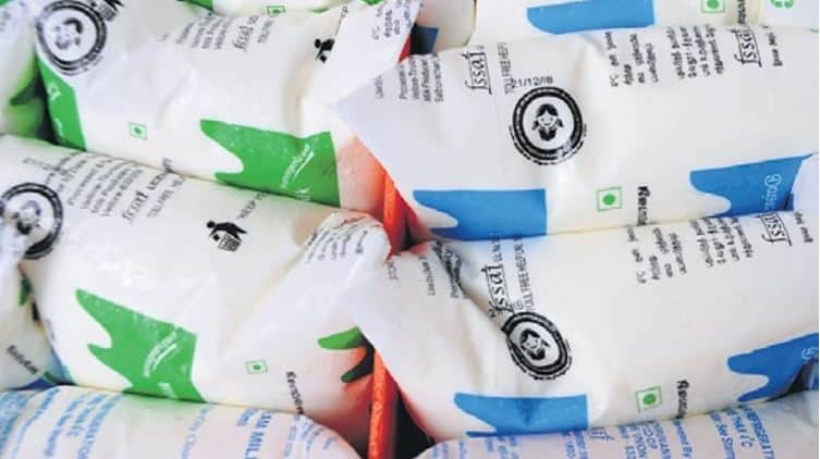 Consumer complains of larvae in milk packet, Aavin threatens action